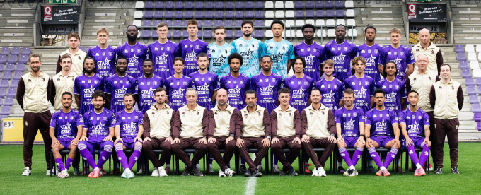 K.ベールスホットV.A. スポンサー募集の集合写真画像